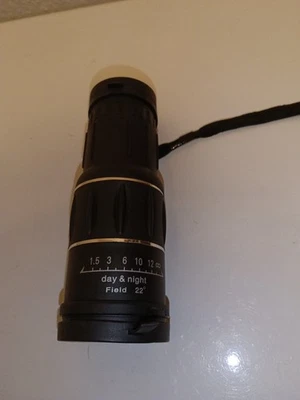 Fernglas Molukular  - Bild 1 von 4