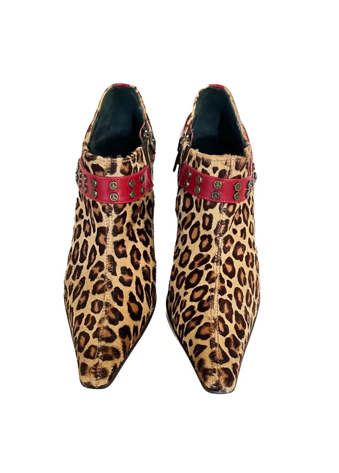 Donald J Pliner Leopard Print Y2K Pointy Toe Side Zipper Red Accent Calf Bootie - Image 1 of 4