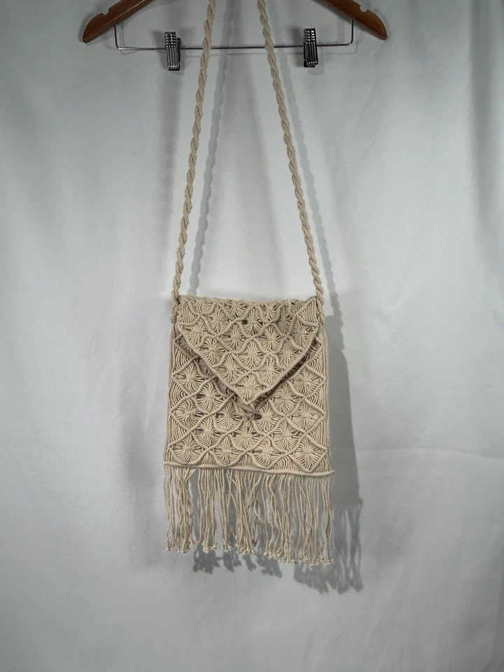 Bolso Bandolera American Eagle Macramé, Bandolera, Boho, Flecos, Crema Foto 1 de 4