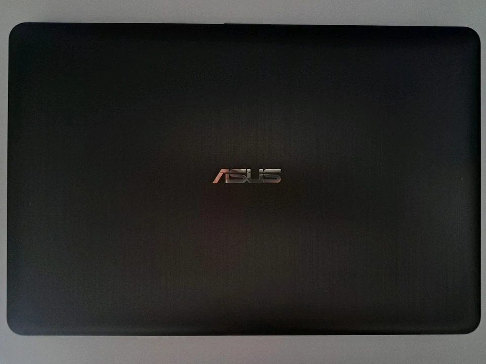 Portatile Asus X540S - Immagine 1 di 4