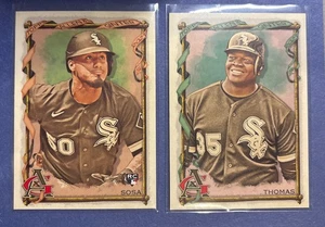 Chicago White Sox 2 card lot Allen &Ginter Frank Thomas Lenyn Sosa rc Topps - Picture 1 of 2
