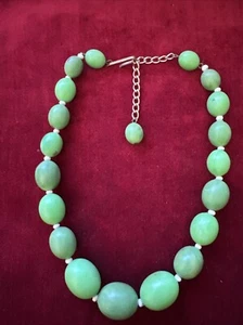 Collana Perline Graduate Vintage Germania Ovest 3 Lime Verde Lucite Lunga 18 - Foto 1 di 5