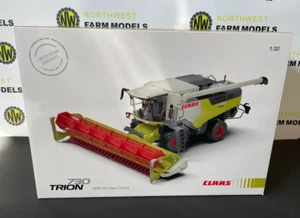WIKING 1:32 SCALE CLAAS TRION 730 WITH VARIO 930 RAPS (CANOLA) - Picture 1 of 1