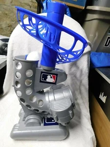 Electronic MLB Pitching Machine Six Plastic Balls Included - Picture 1 of 2