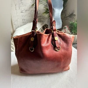 Marc by marc Jacobs Brown leather handbag. Pre-loved. - Picture 1 of 15