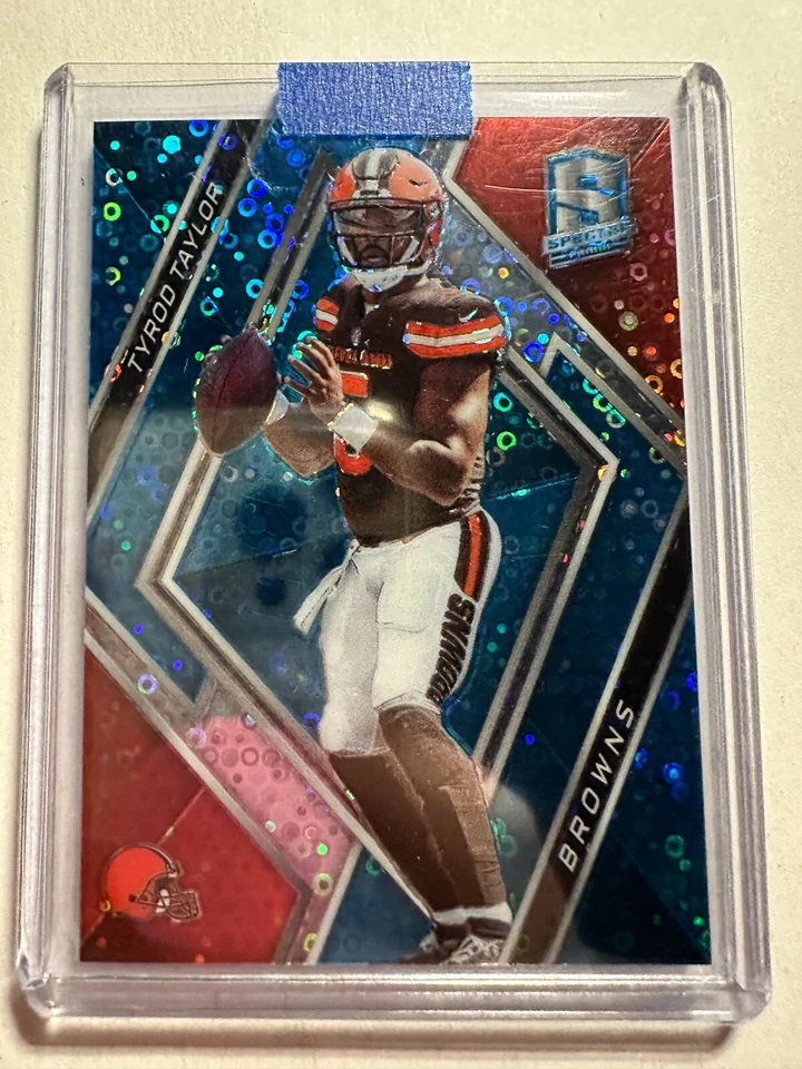 K32,290 - 2018 Panini Spectra Neon Blue #21 Tyrod Taylor #/75 - Image 1 of 1