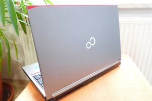 Fujitsu H730 ELITE WORKSTATION 15Zoll FULLHD l 32GB RAM l Windows 11 SSD Nvidia - Bild 1 von 12