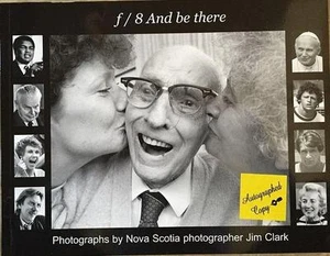 Libro de tapa blanda firmado por el fotógrafo Jim Clark - Imagen 1 de 1