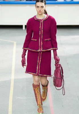 $8250 New 14K RUNWAY Plum Pink Purple Chanel CC Tweed Suit JACKET  +  SKIRT  36 - Image 1 of 4