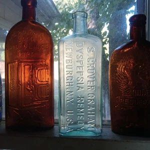 S.GROVER GRAHAM DYSPEPSIA REMEDY NEWBURGH,NY LARGE 8"SIZE 1890s MORPHINE BOTTLE - Picture 1 of 7