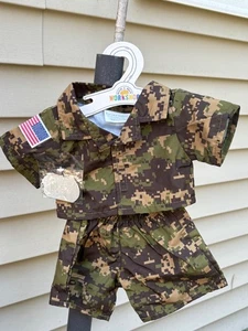 Abito militare mimetico Build-A-Bear Workshop con etichette cane e toppa bandiera americana - Foto 1 di 7