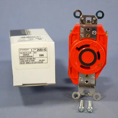Leviton L9-30R ISOLATED GND Locking Receptacle Outlet 30A 600V 2650-IG-066 Boxed - Image 1 of 4