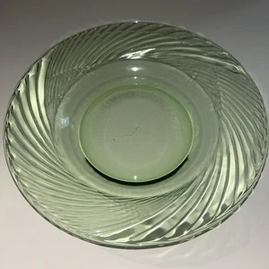 Pyrex FESTIVA Spring Green Depression Glass Swirl Serving Bowl (12129) - Picture 1 of 4