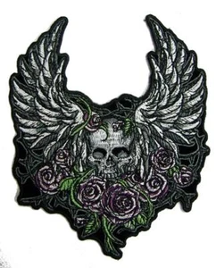 CRÁNEO CON ALAS ROSAS PARCHE #9253 sombrero chaqueta motociclista hierro bordado nuevo 5 IN - Imagen 1 de 1