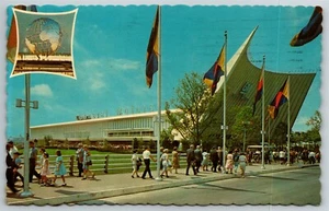Postal de colección de la Feria Mundial 1964-65 - General Motors Futurama - borde festoneado - Imagen 1 de 2