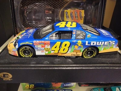 2003 AUTOGRAPHED Jimmie Johnson #48 Lowes/Looney Tunes - 1/24 - ELITE #110 - Image 1 of 4