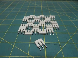 (Qty: 24) Wago TOPJOBS 2002 Bridge Jumper 2002-403 Insulated 3-Way 3P 800V 24A - Picture 1 of 3