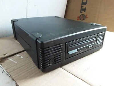 HP Quantum LTO4 SCSI External Tape Drive BRSLA-0704-AC EB656-20000 - Image 1 of 4