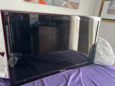 Samsung 37 inch Ultra Slim LED TV Model *UN37C500QF - Image 1 of 4