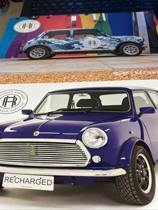 Hojas de folleto de información de ventas de auto eléctrico Heritage mini recargado X 2 - Imagen 1 de 2
