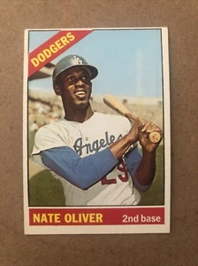 1966 Nate Oliver Topps #364 Dodgers - Picture 1 of 2