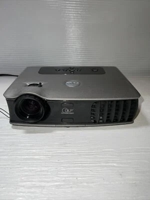 Dell 3400MP DLP 1500 Lumens Mobile Projector - Image 1 of 4