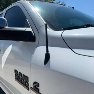 7" Black Antenna Mast Radio AM/FM for DODGE RAM & RAM 1500 2500 3500 09-23 - Imagen 1 de 22