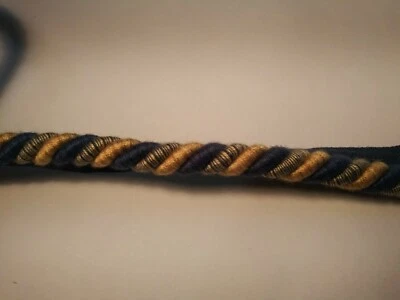 CORDÃO DE 6 JARDAS COM LÁBIO 7/16" - Azul/dourado-amarelo - Acabamento para cadeira de tecido para estofados  - Imagem 1 de 3