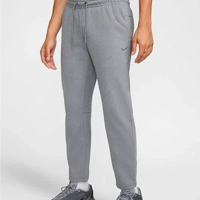 Pantalones de chándal Nike Dri-FIT de vellón primario UV gris fresco talla: XL - ¡Altos! ¡REVISADOS!! Foto 1 de 4