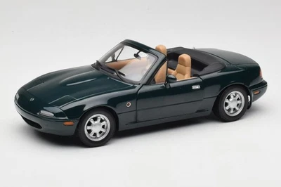 01017 Mazda Miata MX-5 LH Drive Emerald Green Gate 1/18 - Image 1 of 4