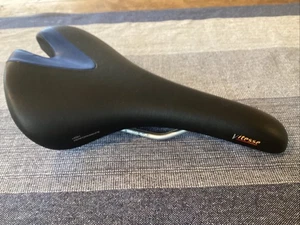 Fi zi: k Vitesse  Racing Bike Seat Streamlined blue - Picture 1 of 7