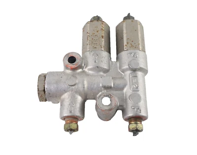 Válvula dosificadora de refuerzo de freno fabricante original Mazda Miata Mx5 1994-1997 con ABS NA 94-97 Foto 1 de 4