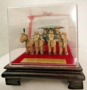 Chinesische asiatische Figur 4 Stunden gezogene Kutsche Vintage Made in China - Bild 1 von 15