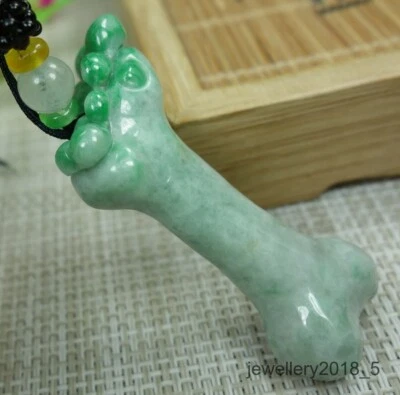 Colgante de jadeíta 100 % natural certificado verde Birmania ~ Hueso 骨头~刻骨铭心 Foto 1 de 4