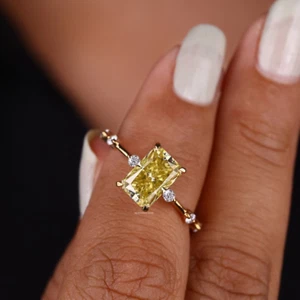 4.35 Ct Natural Sapphire & Diamond Engagement Ring 14K Solid Yellow Gold Size 6 - Picture 1 of 11