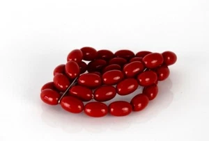Red Beaded Cuff Bracelet Triple Strand Plastic Beads - Foto 1 di 3