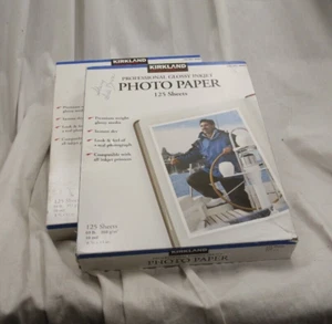 125 Sheets 8.5x11 KIRKLAND Professional Glossy Inkjet Photo Paper (2) incomplete - Afbeelding 1 van 9