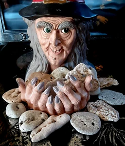 Large Witch's Knowing Intuition Protection Haunted Hag Pendant Stone - Picture 1 of 14