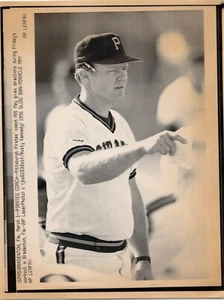 Milt May Pittsburgh Pirates 6.25x8.5 AP Photo Leaf Desk Press Photo - Picture 1 of 1