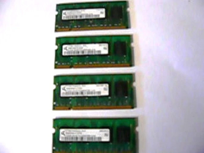 4 Qimonda 512MB MEMORY 2Rx16 PC2-5300S DDR2 HYS64T64020HDJ-3S-B - Image 1 of 1