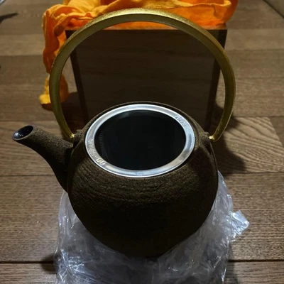 Pennello per sopracciglia Kikuchi Hojudo nero oro design Ken Okuyama nuovo... - Immagine 1 di 4