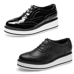 Women Wingtip Oxford Shoes Round Toe Lace Up Platform Oxford Dress Shoes - Picture 1 of 16
