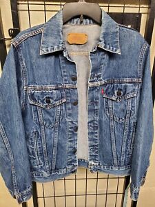Vintage 90s Levi's Trucker Denim Jacket Men Size 38 M 76506-0216 Made in CANADA