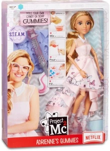 Puppe Project Mc2 Puppe Adrienne's Gummies Spielzeug Experimente 30 cm Groß - Bild 1 von 2