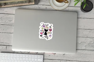 Linda pegatina de gato: "Solo una chica que ama a los gatos" - computadora portátil, teléfono, botella de agua - Imagen 1 de 8
