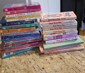 Sweet Valley High Books Lot Of 31 Books Assorted - Picture 1 of 18