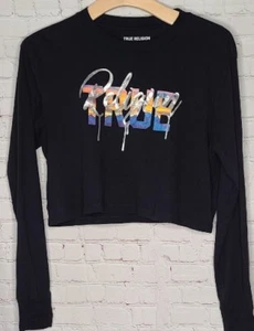 True Religion Langarmshirt schwarz kurz geschnitten grafisch Damen Größe S - Bild 1 von 6