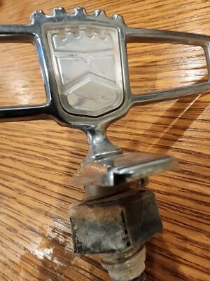 Ford LTD 1988-1991 corona Victoria capó adorno emblema OEM Foto 1 de 4