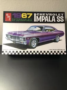AMT 1967 Chevrolet Impala SS 1:25 Scale Plastic Model Kit F/S #981 Model Kit - Picture 1 of 9