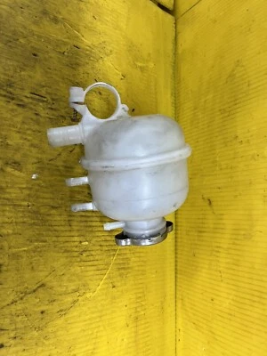 Ski-doo Summit SP 800R 2012 tanque de refrigerante 67 Foto 1 de 2